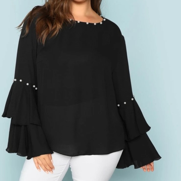 🎉HP🎉 🆕 PLUS Size Ruffle-Tiered Sleeve Blouse - Picture 3 of 7